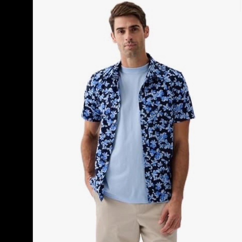🌺GAP Navy Blue Cotton Regular Fit Floral “Vacay” Shirt, Blue Floral, S, NWT🌺